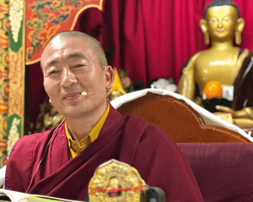 Curso de amor propio y meditación | Gueshe Sherab Choephel Gueshe Sherab Choephel impartiendo curso de amor propio y meditación budista en México